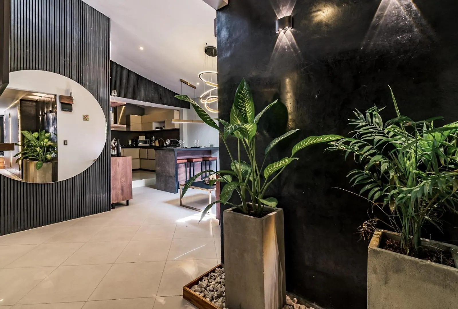 One Apartments Lleras Medellin