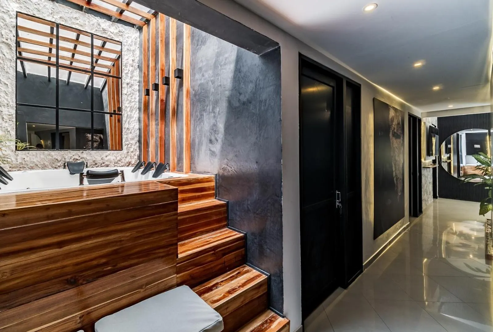 One Apartments Lleras Medellin