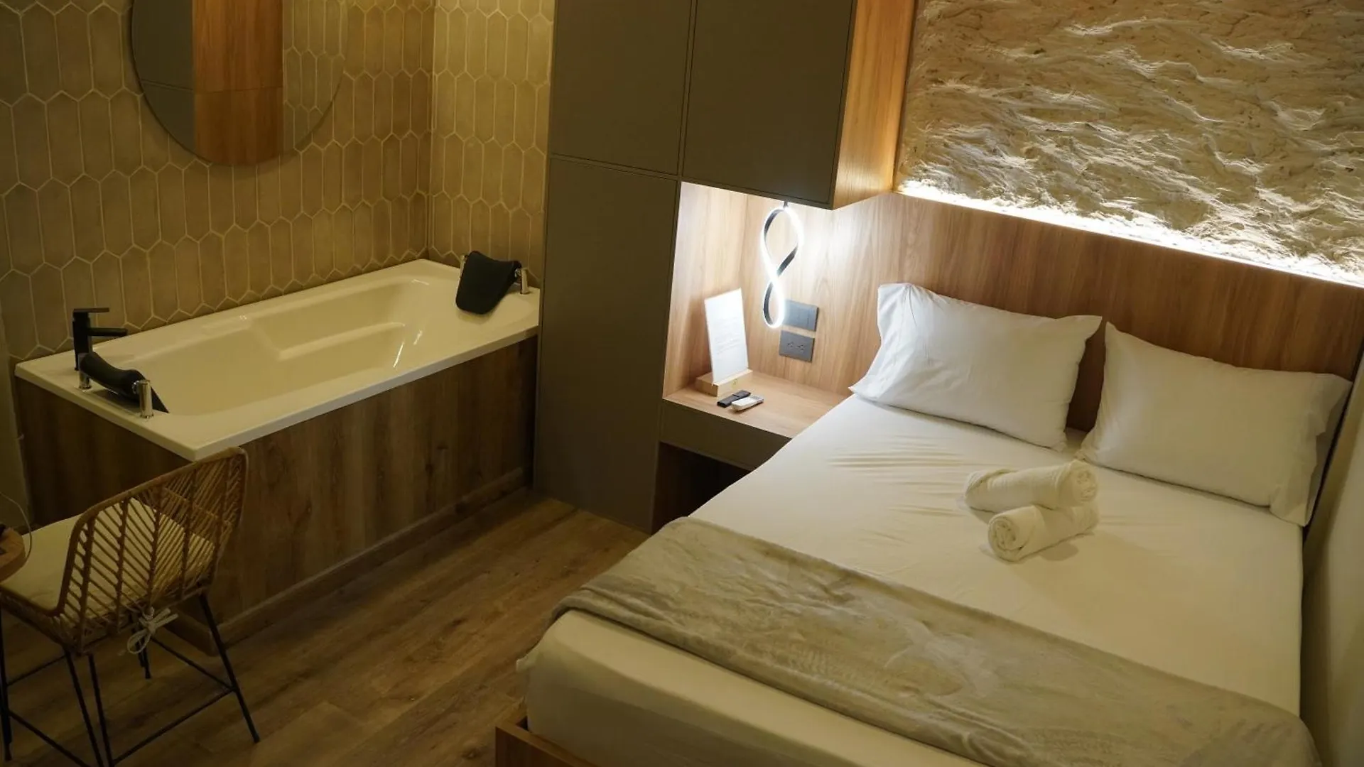One Apartments Lleras Medellin