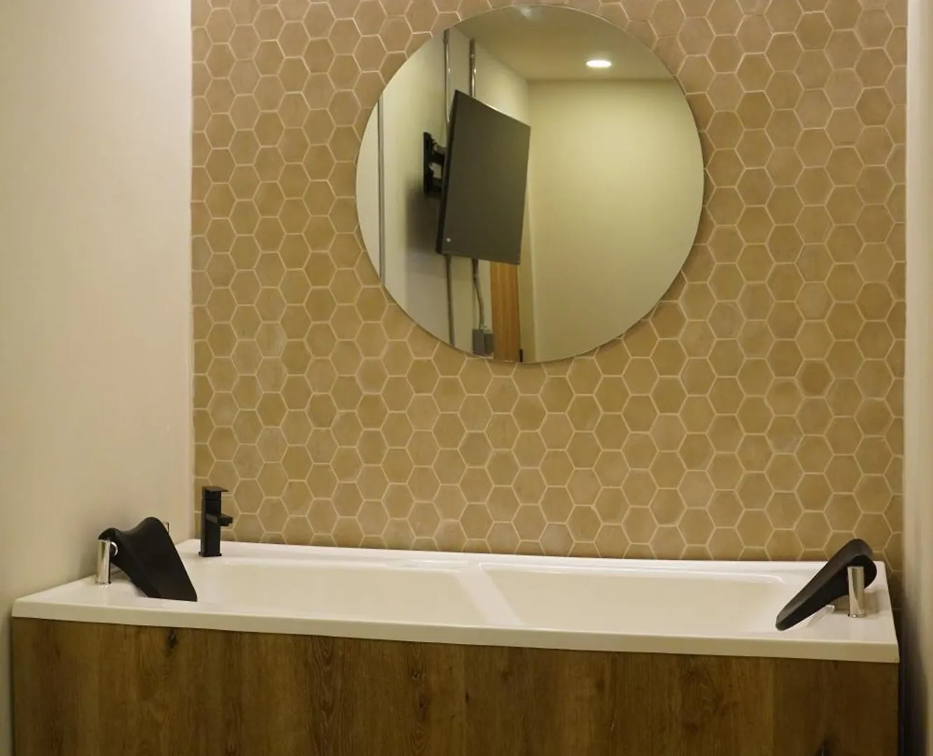 One Apartments Lleras Medellin