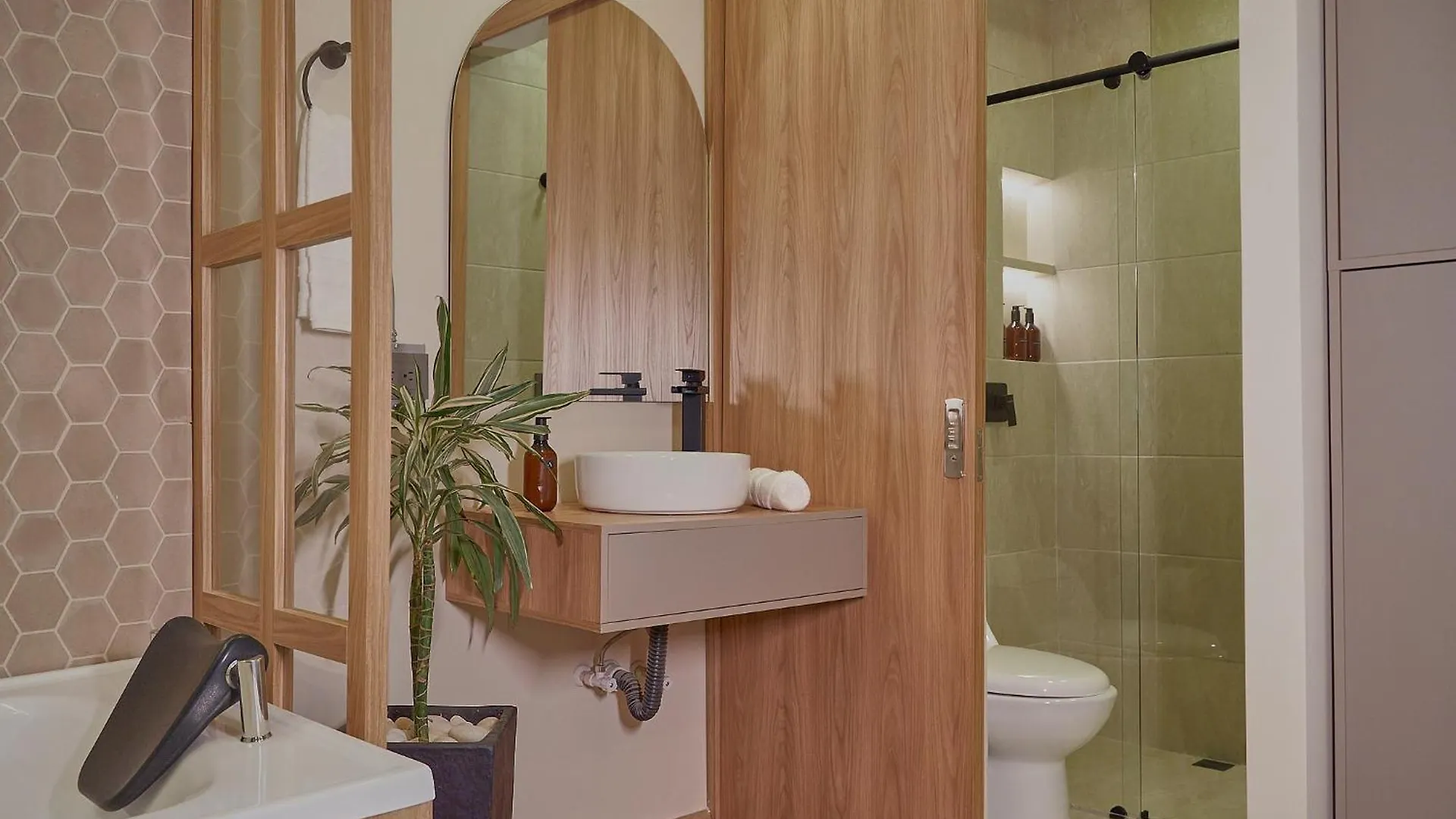 One Apartments Lleras Медельин
